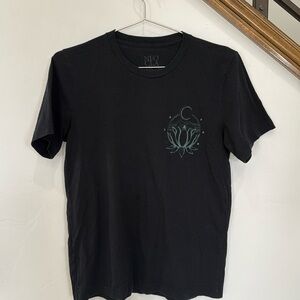 Neoclassics lotus mountain and moon phase black t shirt